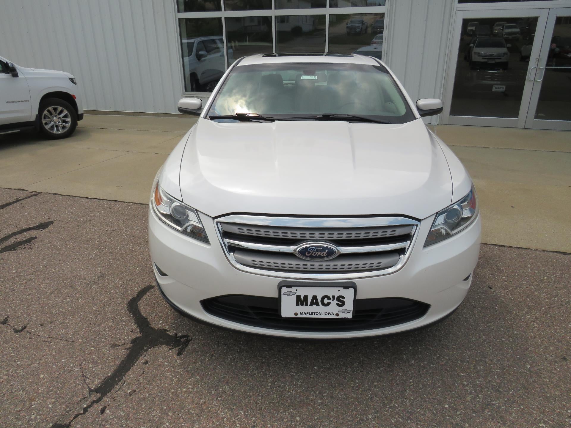 2011 Ford Taurus SEL