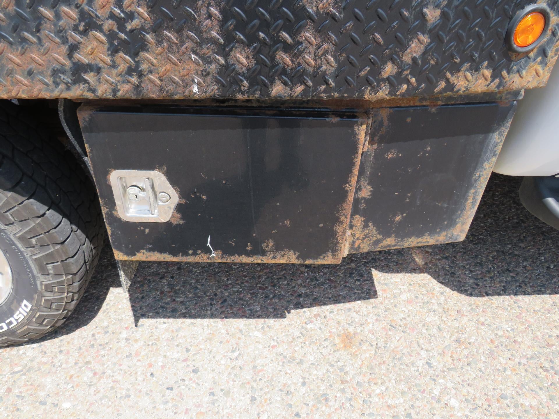 2010 Ford Super Duty F-350 SRW XL