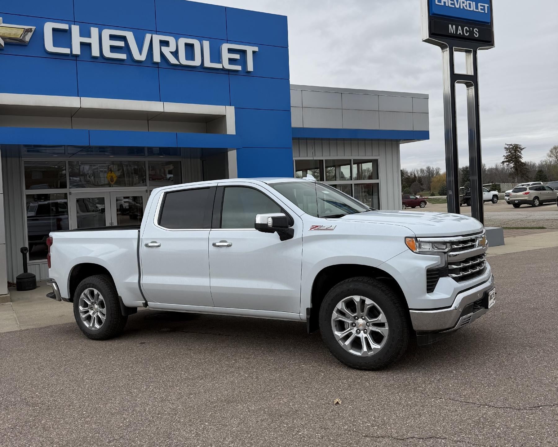 2026 Chevrolet Silverado 1500 LTZ