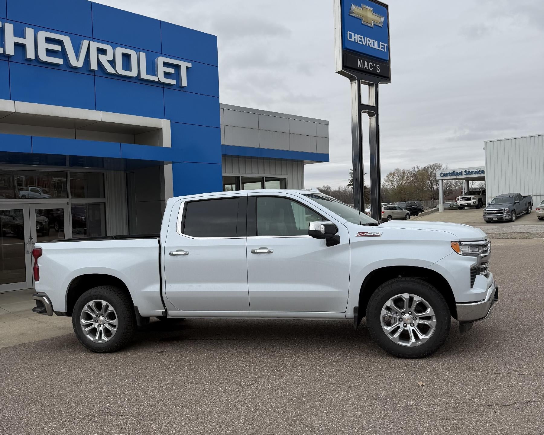 2026 Chevrolet Silverado 1500 LTZ