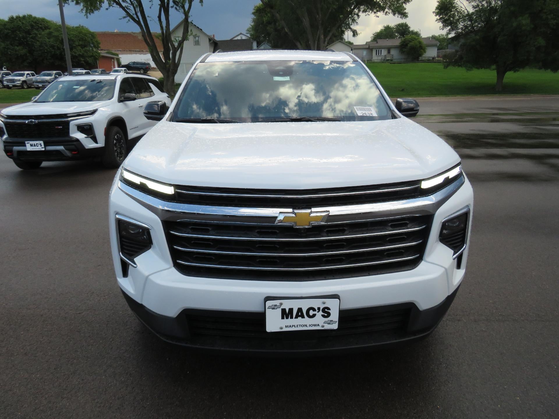 2027 Chevrolet Traverse LT