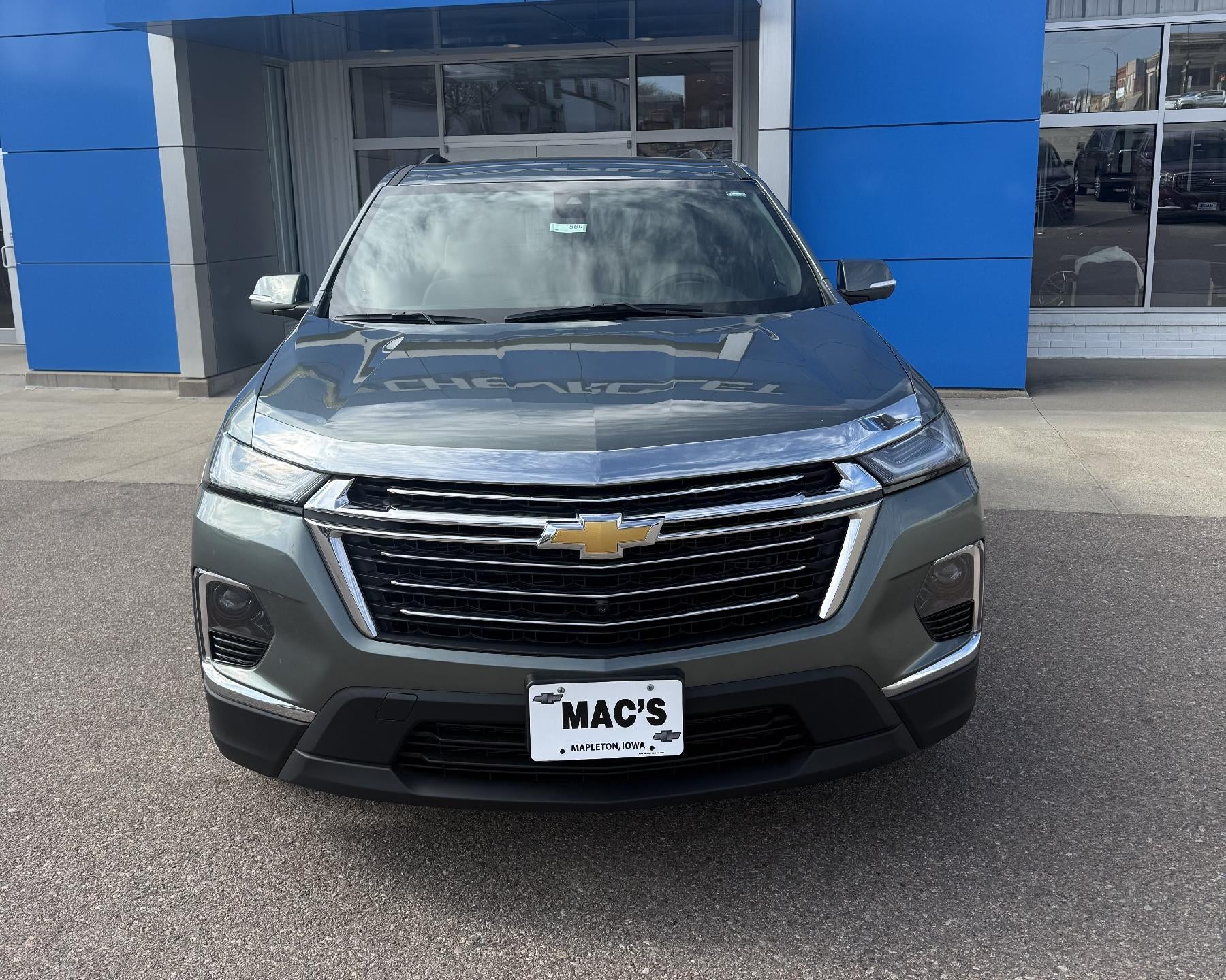 2022 Chevrolet Traverse LT Leather