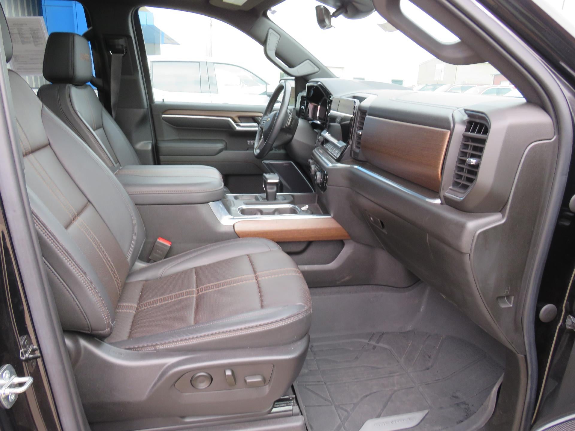 2023 Chevrolet Silverado 1500 High Country