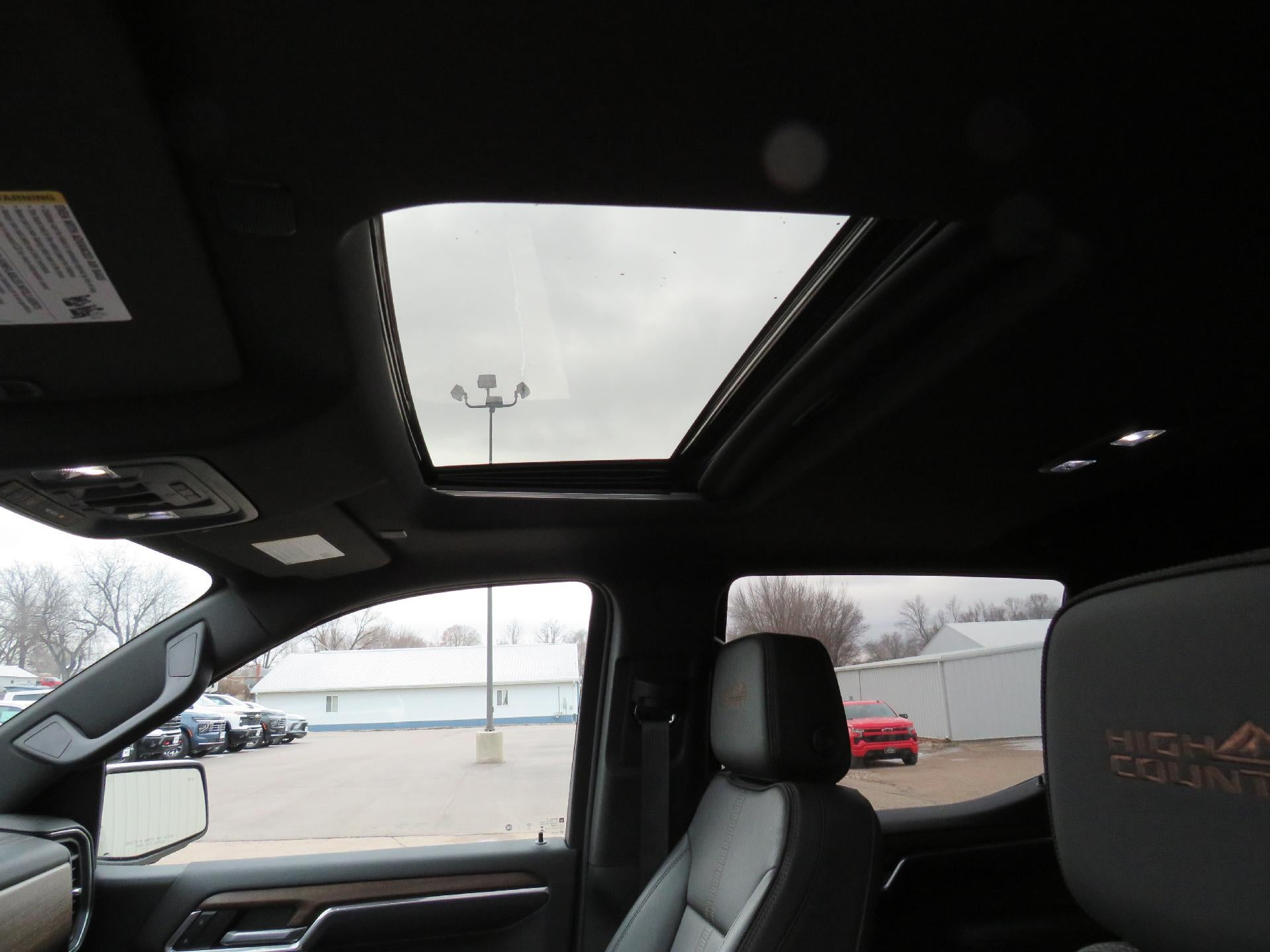 2023 Chevrolet Silverado 1500 High Country