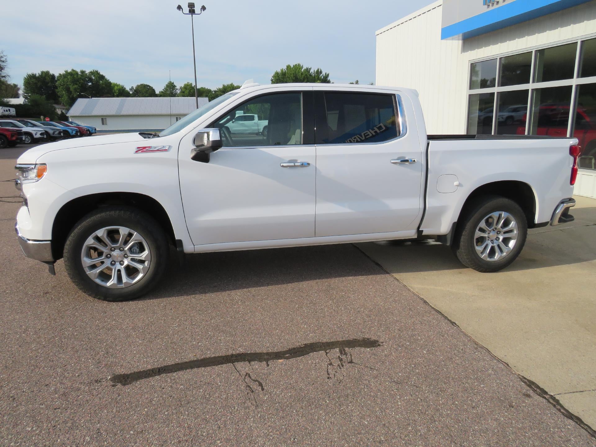 2025 Chevrolet Silverado 1500 LTZ