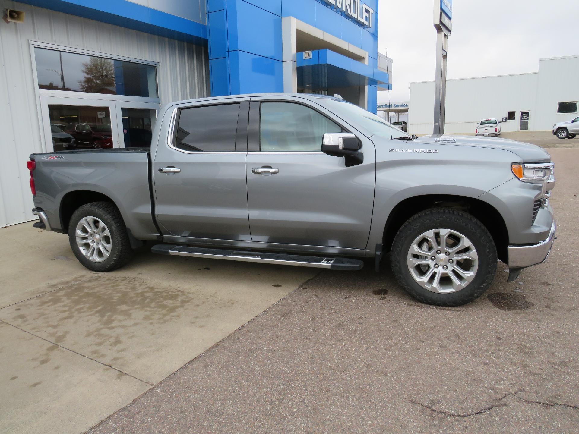2024 Chevrolet Silverado 1500 LTZ
