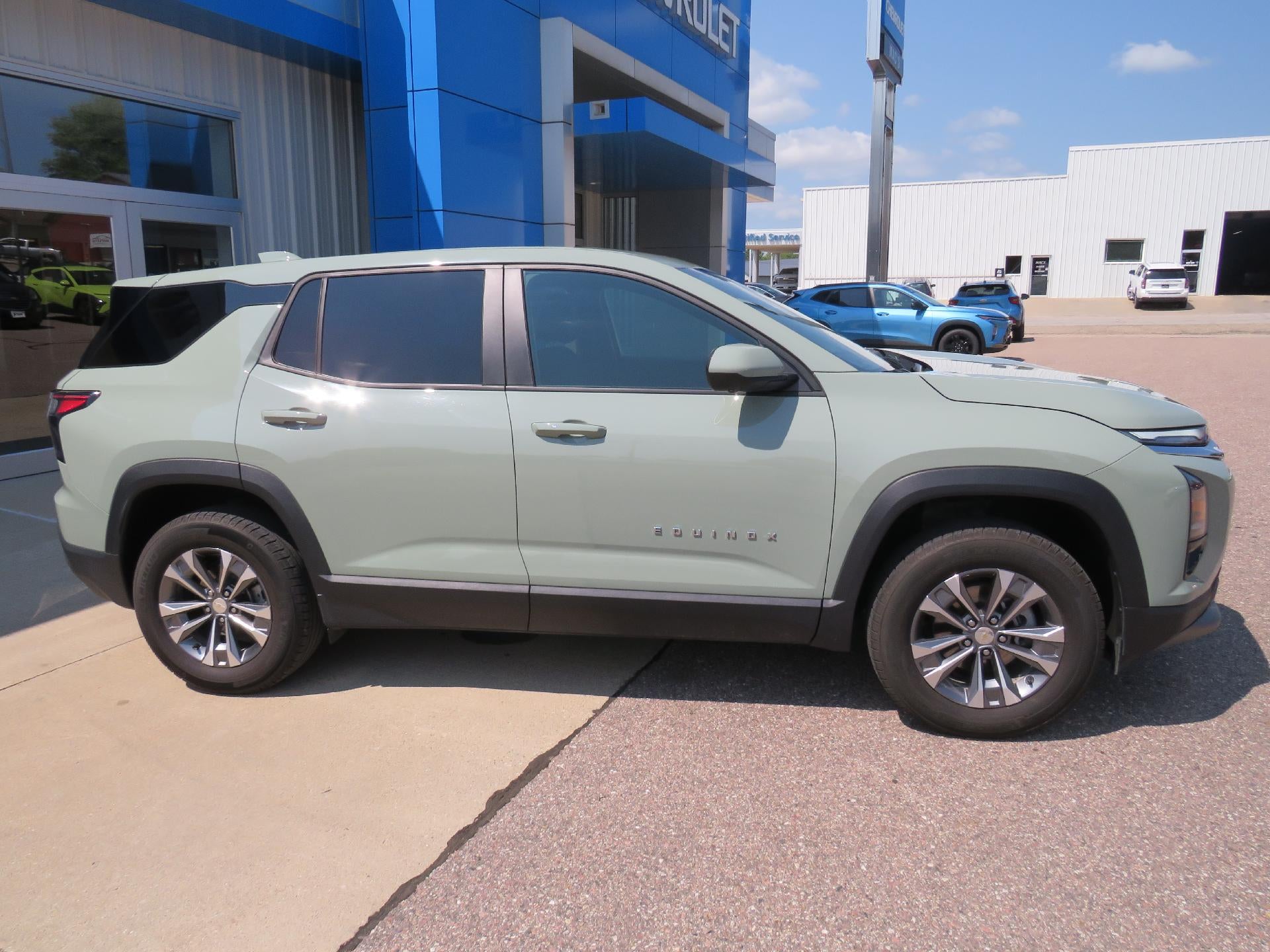 2025 Chevrolet Equinox LT