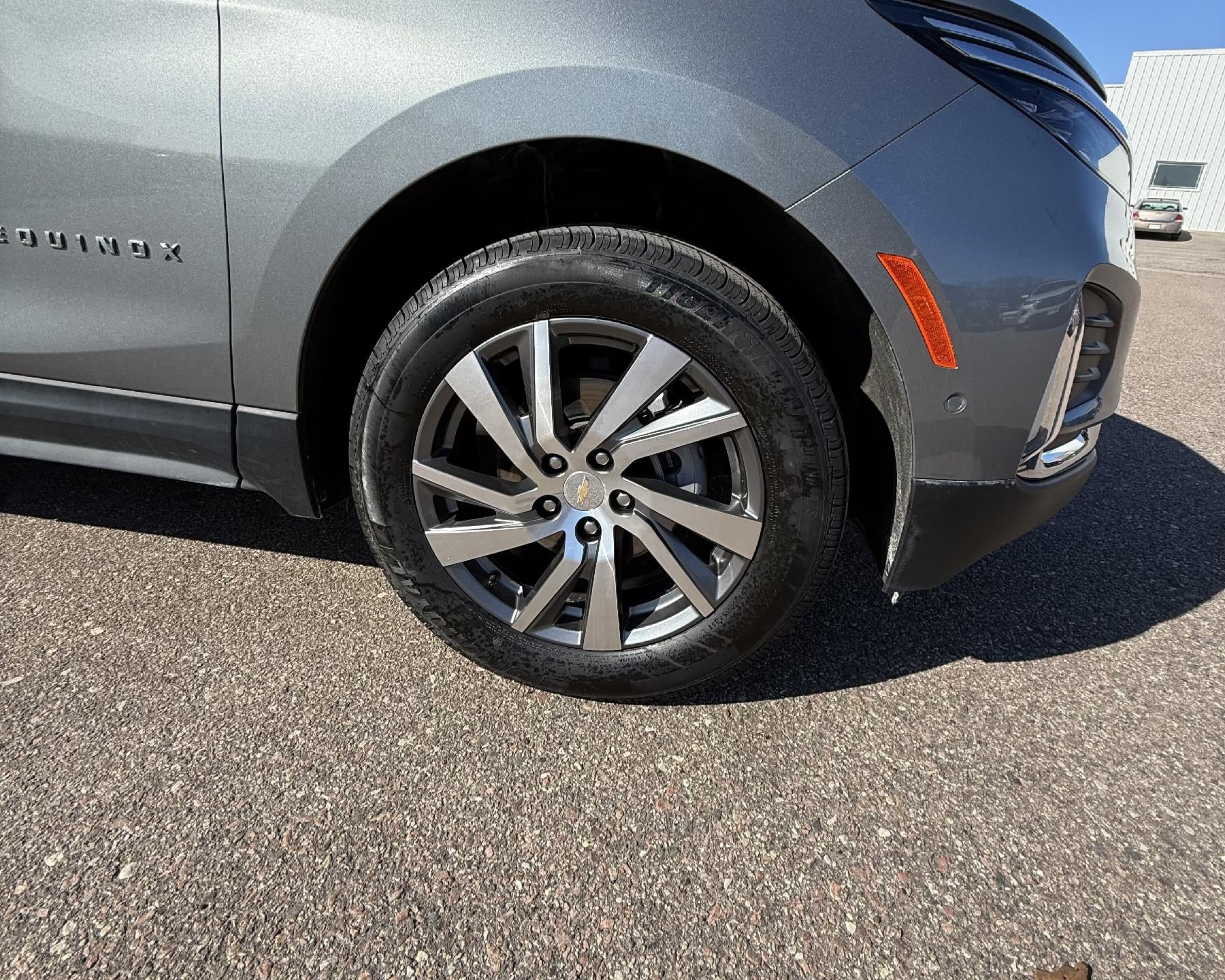 2023 Chevrolet Equinox Premier