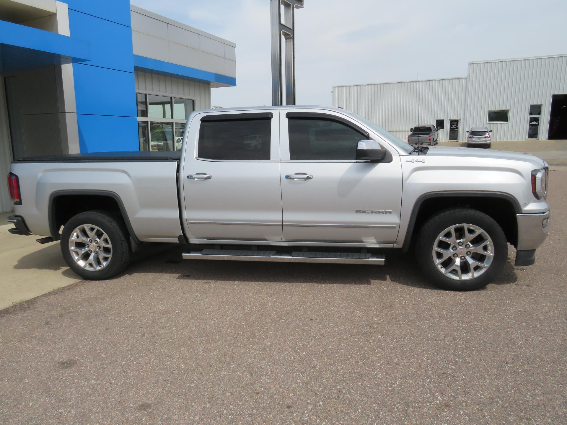 2017 GMC Sierra 1500 SLT