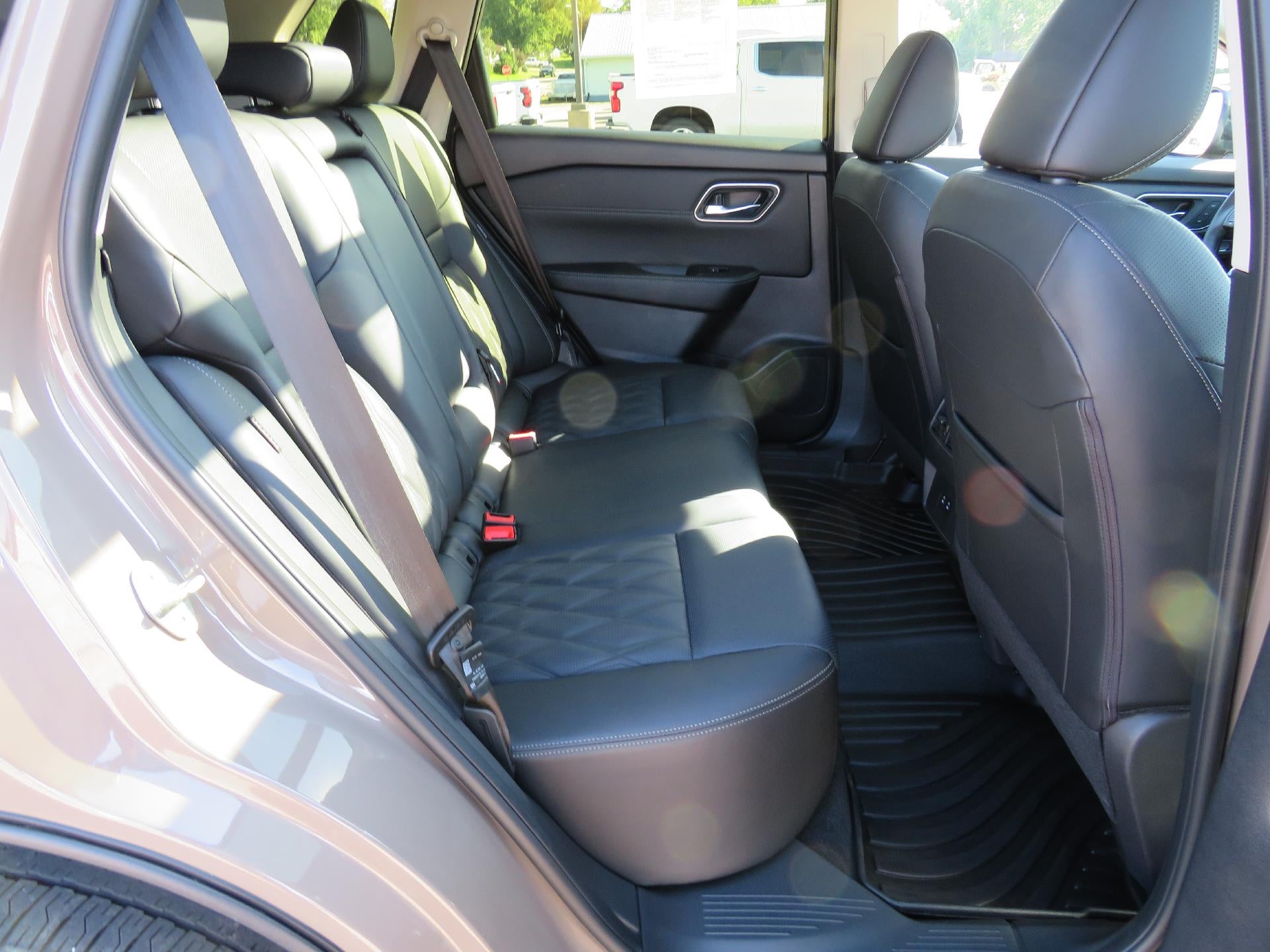 2024 Nissan Rogue Platinum