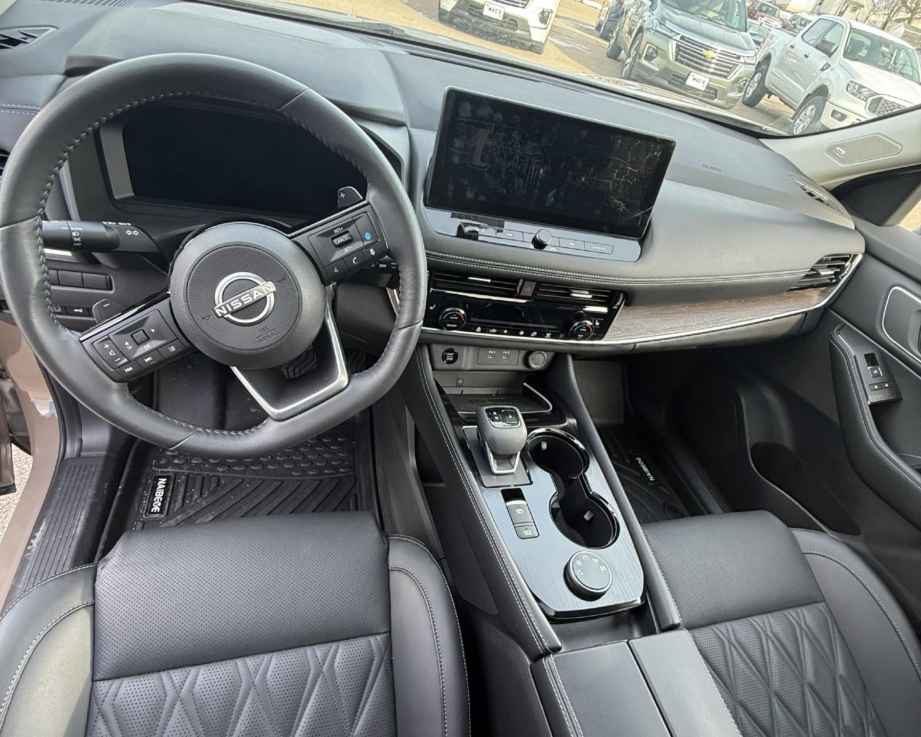 2024 Nissan Rogue Platinum