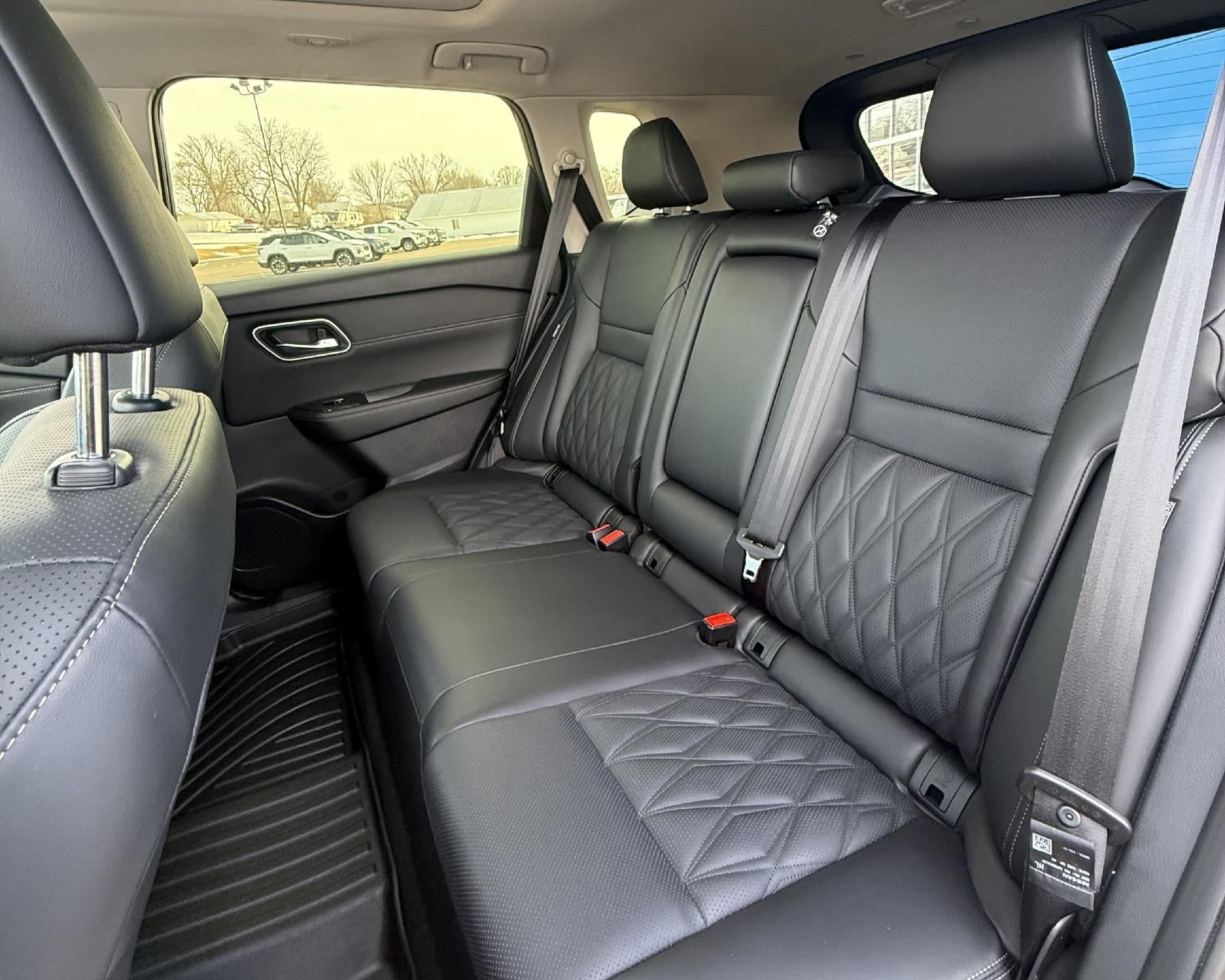 2024 Nissan Rogue Platinum